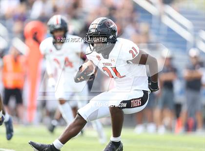 Thumbnail 1 in Edwardsville @ Belleville East photogallery.