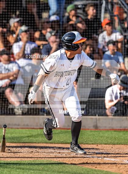 Thumbnail 3 in Huntington Beach vs Santa Margarita (CIF SS DIV 1 Round 2) photogallery.