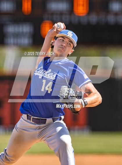 Thumbnail 2 in Huntington Beach vs Santa Margarita (CIF SS DIV 1 Round 2) photogallery.