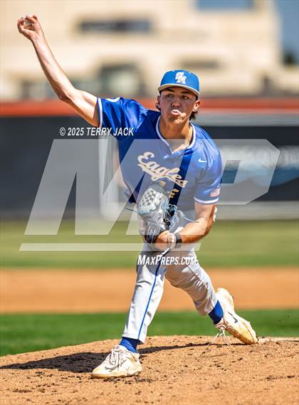 Thumbnail 1 in Huntington Beach vs Santa Margarita (CIF SS DIV 1 Round 2) photogallery.