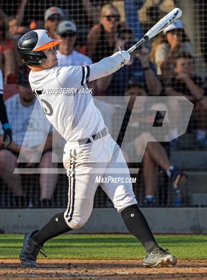 Thumbnail 2 in Huntington Beach vs Santa Margarita (CIF SS DIV 1 Round 2) photogallery.