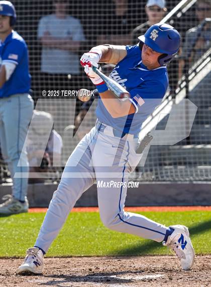 Thumbnail 2 in Huntington Beach vs Santa Margarita (CIF SS DIV 1 Round 2) photogallery.