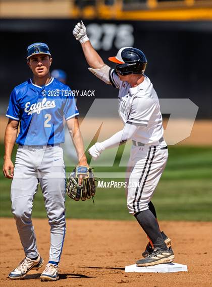 Thumbnail 1 in Huntington Beach vs Santa Margarita (CIF SS DIV 1 Round 2) photogallery.