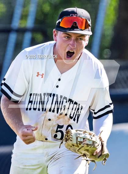 Thumbnail 3 in Huntington Beach vs Santa Margarita (CIF SS DIV 1 Round 2) photogallery.