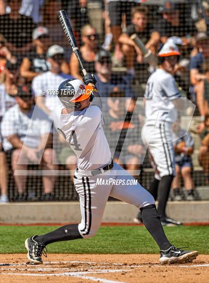 Thumbnail 2 in Huntington Beach vs Santa Margarita (CIF SS DIV 1 Round 2) photogallery.