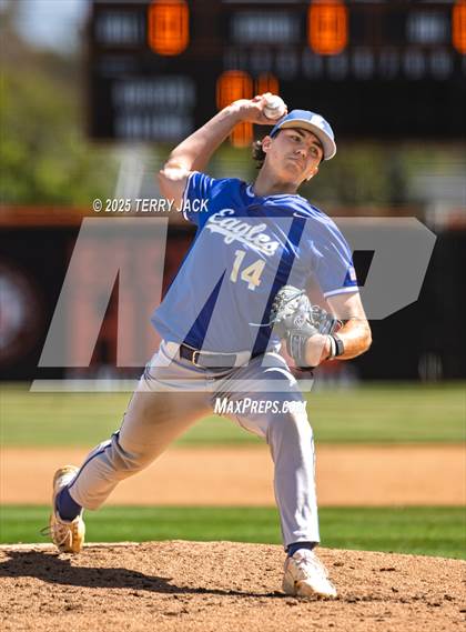 Thumbnail 2 in Huntington Beach vs Santa Margarita (CIF SS DIV 1 Round 2) photogallery.