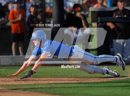 Thumbnail 1 in Huntington Beach vs Santa Margarita (CIF SS DIV 1 Round 2) photogallery.