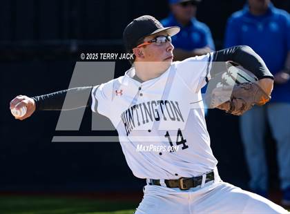 Thumbnail 3 in Huntington Beach vs Santa Margarita (CIF SS DIV 1 Round 2) photogallery.
