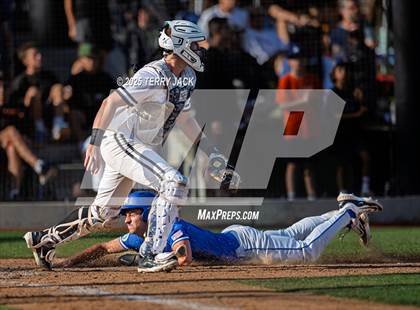 Thumbnail 3 in Huntington Beach vs Santa Margarita (CIF SS DIV 1 Round 2) photogallery.