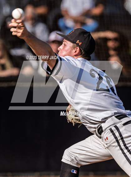 Thumbnail 3 in Huntington Beach vs Santa Margarita (CIF SS DIV 1 Round 2) photogallery.