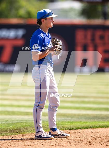 Thumbnail 1 in Huntington Beach vs Santa Margarita (CIF SS DIV 1 Round 2) photogallery.