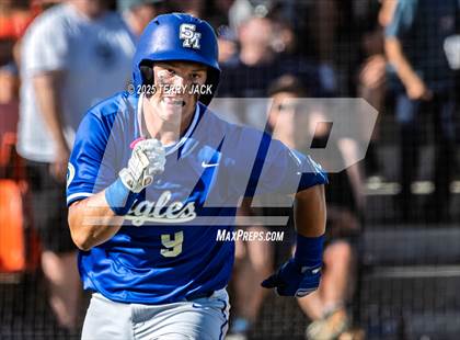 Thumbnail 2 in Huntington Beach vs Santa Margarita (CIF SS DIV 1 Round 2) photogallery.