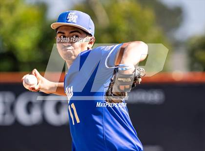 Thumbnail 2 in Huntington Beach vs Santa Margarita (CIF SS DIV 1 Round 2) photogallery.