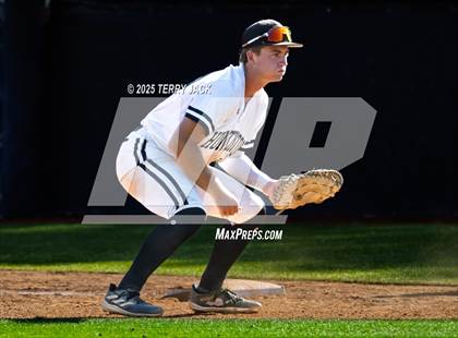Thumbnail 1 in Huntington Beach vs Santa Margarita (CIF SS DIV 1 Round 2) photogallery.