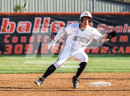 Thumbnail 2 in Huntington Beach vs Santa Margarita (CIF SS DIV 1 Round 2) photogallery.