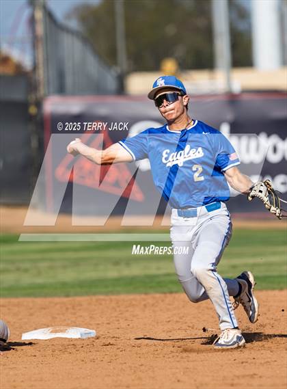 Thumbnail 3 in Huntington Beach vs Santa Margarita (CIF SS DIV 1 Round 2) photogallery.