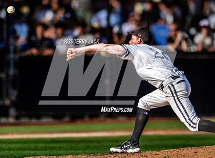 Thumbnail 1 in Huntington Beach vs Santa Margarita (CIF SS DIV 1 Round 2) photogallery.