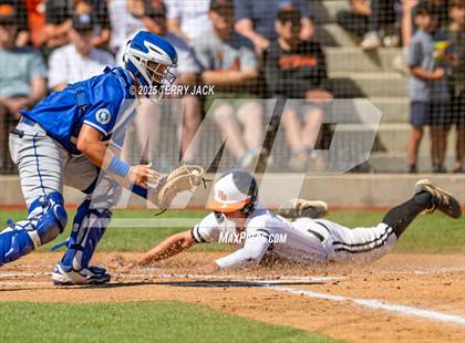 Thumbnail 1 in Huntington Beach vs Santa Margarita (CIF SS DIV 1 Round 2) photogallery.