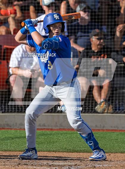 Thumbnail 1 in Huntington Beach vs Santa Margarita (CIF SS DIV 1 Round 2) photogallery.