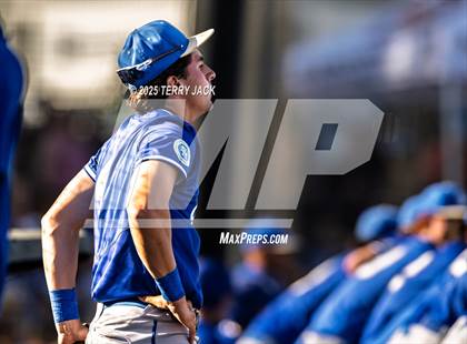 Thumbnail 2 in Huntington Beach vs Santa Margarita (CIF SS DIV 1 Round 2) photogallery.