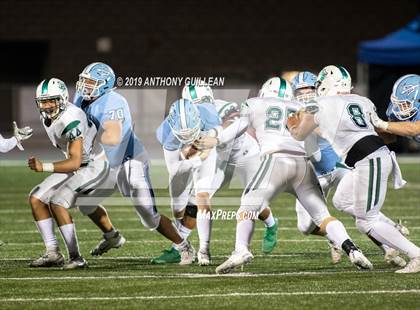 Thumbnail 1 in Oceanside vs. Corona del Mar (CIF SoCal D1-A Regional Final) photogallery.