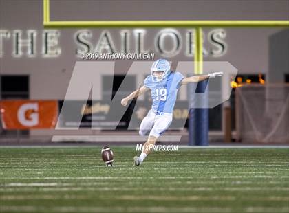 Thumbnail 3 in Oceanside vs. Corona del Mar (CIF SoCal D1-A Regional Final) photogallery.
