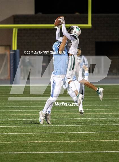 Thumbnail 2 in Oceanside vs. Corona del Mar (CIF SoCal D1-A Regional Final) photogallery.