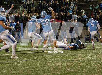 Thumbnail 2 in Oceanside vs. Corona del Mar (CIF SoCal D1-A Regional Final) photogallery.