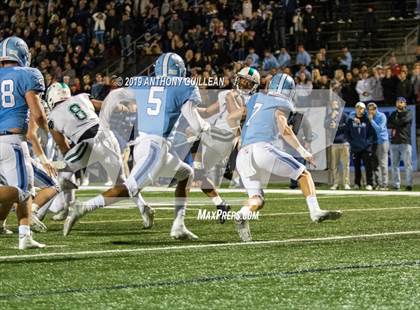 Thumbnail 2 in Oceanside vs. Corona del Mar (CIF SoCal D1-A Regional Final) photogallery.