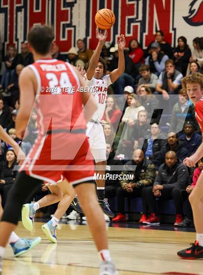Thumbnail 2 in Regis Jesuit @ Chaparral photogallery.