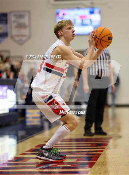 Thumbnail 1 in Regis Jesuit @ Chaparral photogallery.