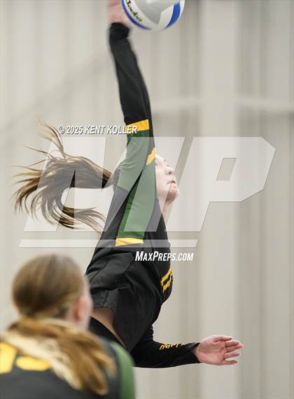 Thumbnail 2 in Flat Rock vs. Skyline (Beast of the East) photogallery.