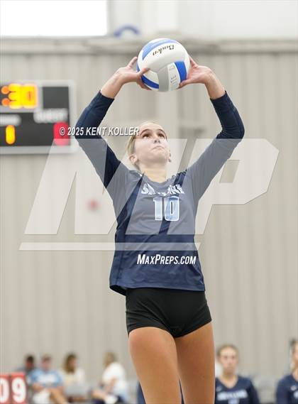 Thumbnail 1 in Flat Rock vs. Skyline (Beast of the East) photogallery.