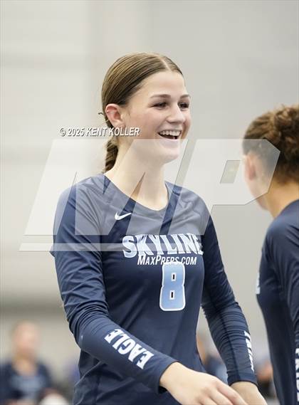 Thumbnail 1 in Flat Rock vs. Skyline (Beast of the East) photogallery.