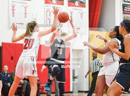 Thumbnail 3 in Webster Thomas @ Penfield (Section V Class AA Quarterfinal) photogallery.
