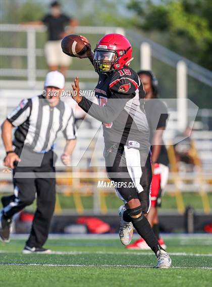 Thumbnail 2 in Raytown South @ Grain Valley (Jamboree) photogallery.