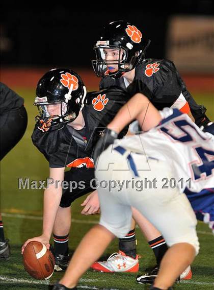 Thumbnail 2 in Ridgefield vs McMahon photogallery.