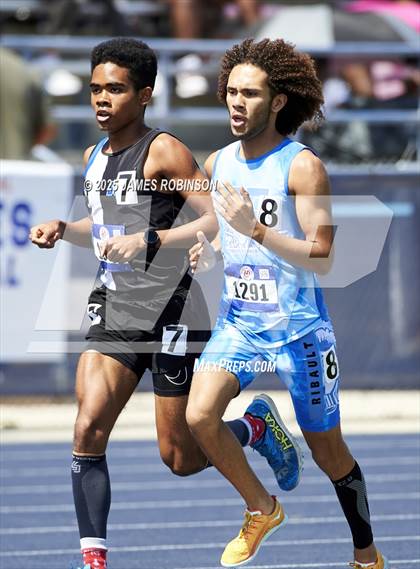 Thumbnail 1 in Bob Hayes Invitational (1600m) photogallery.