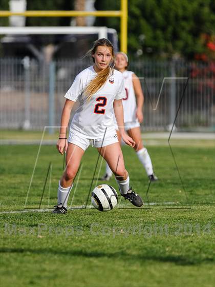 Thumbnail 2 in Garces @ Chaminade photogallery.