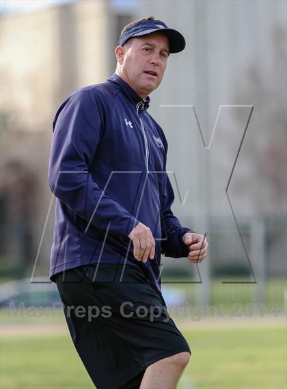 Thumbnail 2 in Garces @ Chaminade photogallery.