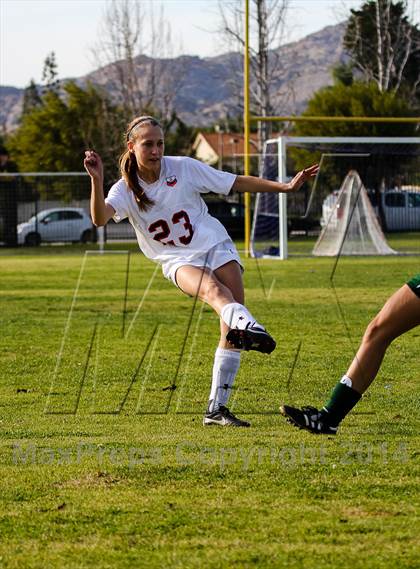 Thumbnail 3 in Garces @ Chaminade photogallery.