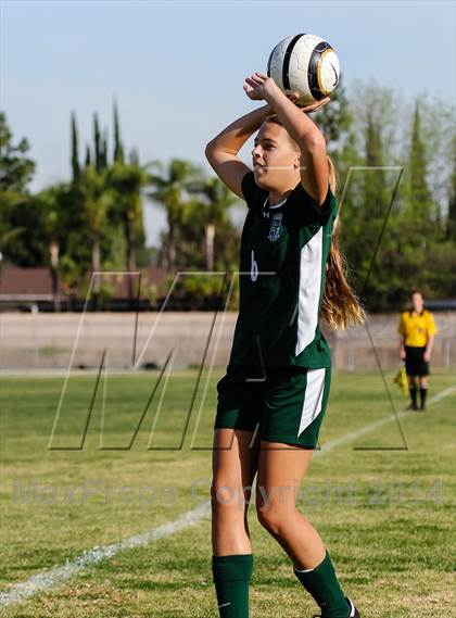 Thumbnail 2 in Garces @ Chaminade photogallery.