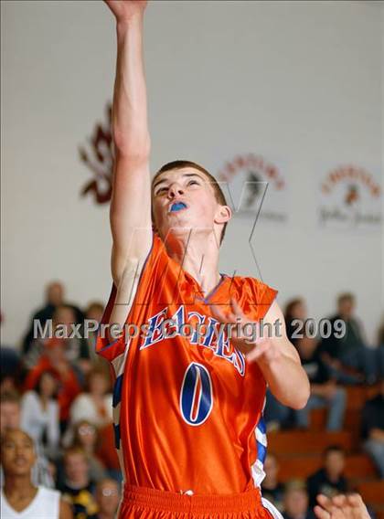 Thumbnail 2 in Vienna vs. Sparta (Sesser Holiday Tournament) photogallery.