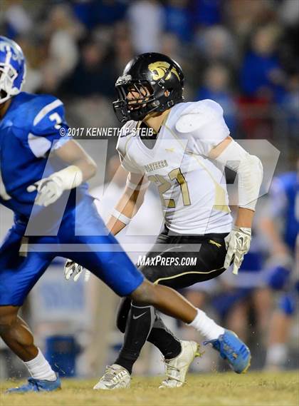 Thumbnail 1 in Berwick vs. West Feliciana (LHSAA 3A 2nd Round Playoff) photogallery.