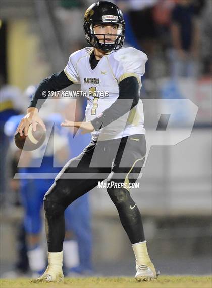 Thumbnail 2 in Berwick vs. West Feliciana (LHSAA 3A 2nd Round Playoff) photogallery.