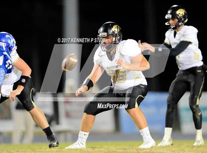 Thumbnail 3 in Berwick vs. West Feliciana (LHSAA 3A 2nd Round Playoff) photogallery.