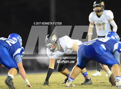 Thumbnail 3 in Berwick vs. West Feliciana (LHSAA 3A 2nd Round Playoff) photogallery.