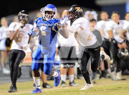 Thumbnail 2 in Berwick vs. West Feliciana (LHSAA 3A 2nd Round Playoff) photogallery.