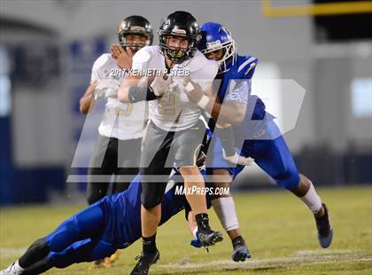 Thumbnail 2 in Berwick vs. West Feliciana (LHSAA 3A 2nd Round Playoff) photogallery.