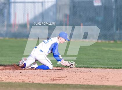 Thumbnail 3 in Oak Ridge@ Davis photogallery.